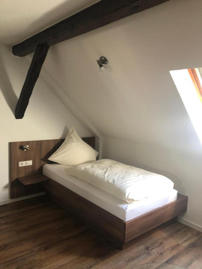 Landgasthof-Hotel Zur Linde Grossenlueder ภายนอก รูปภาพ